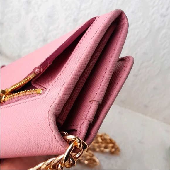 Prada Stunning Wallet/Cross body! - Picture 8 of 16